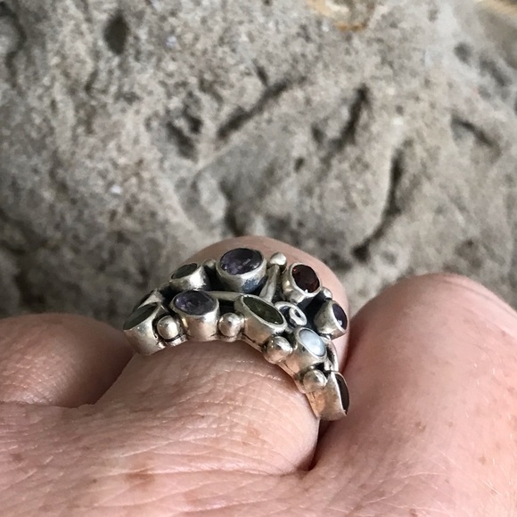 Vintage Sterling Silver Multi Stone Ring - Picture 6 of 7